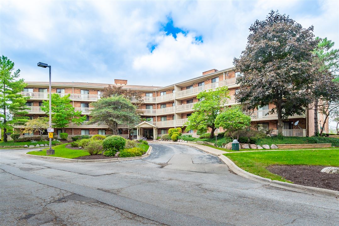 Deer Creek Apartments Gurnee Il