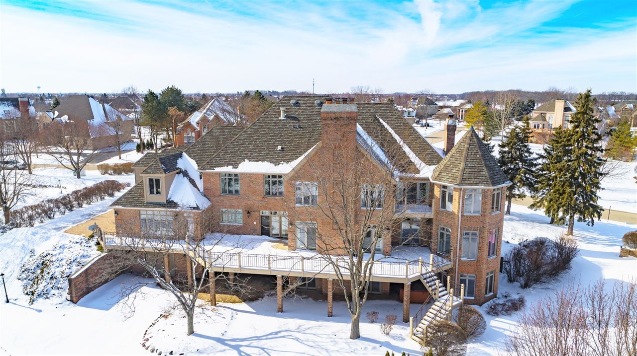 400 Boulder, Lake In The Hills, IL 60156