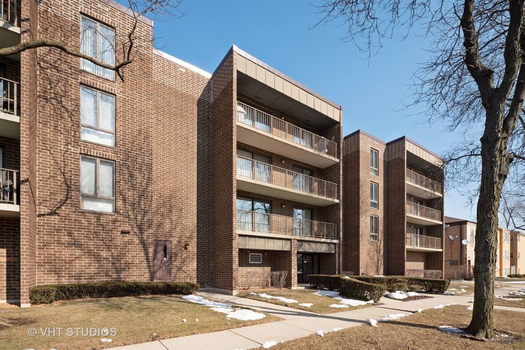 8350 W Addison, Unit 101, Chicago, IL 60634 Irving Woods