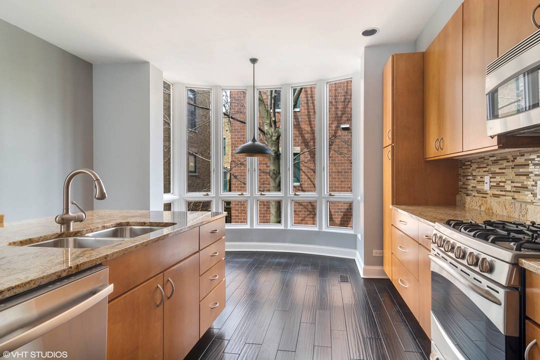 1614 N Mohawk, Chicago, IL 60614 Old Town