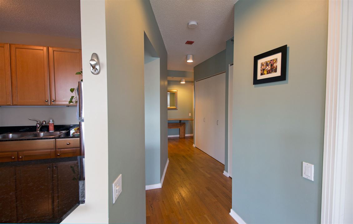 400 N Lasalle, Unit 1812, Chicago, IL 60654 River North