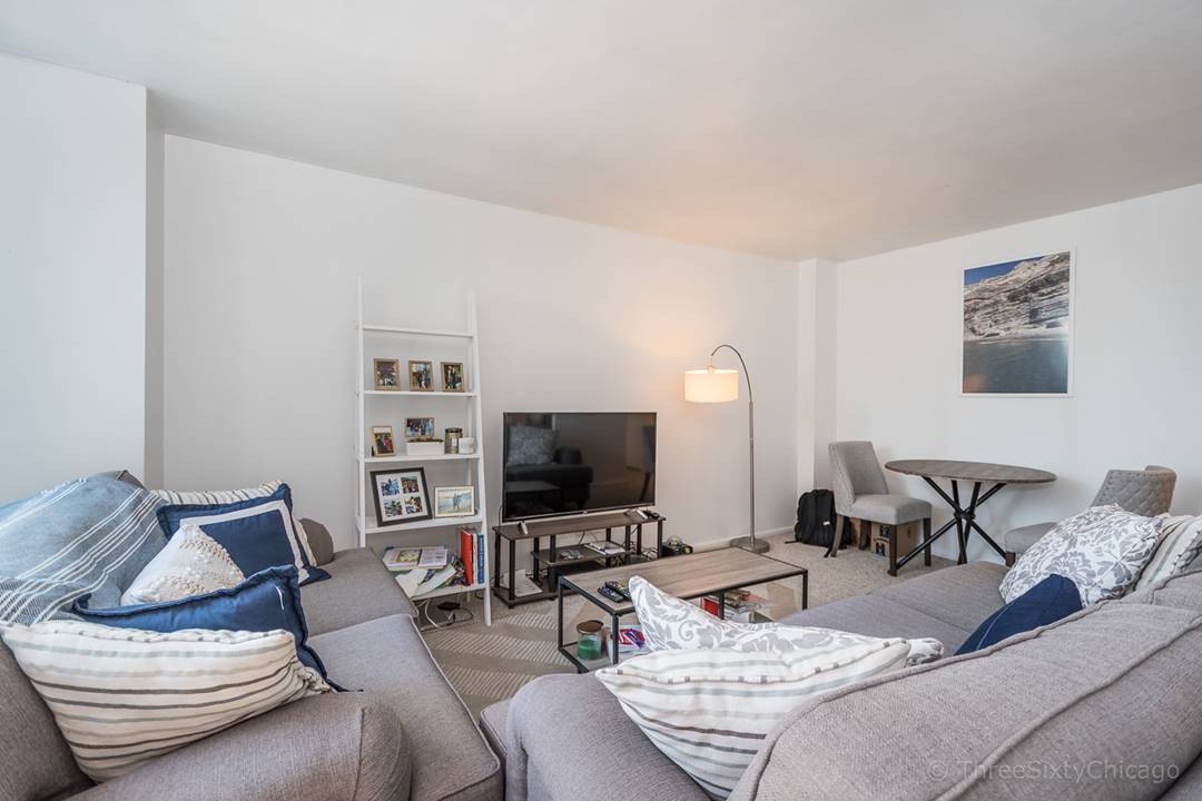 400 E Randolph, Unit 1704, Chicago, IL 60601 New Eastside