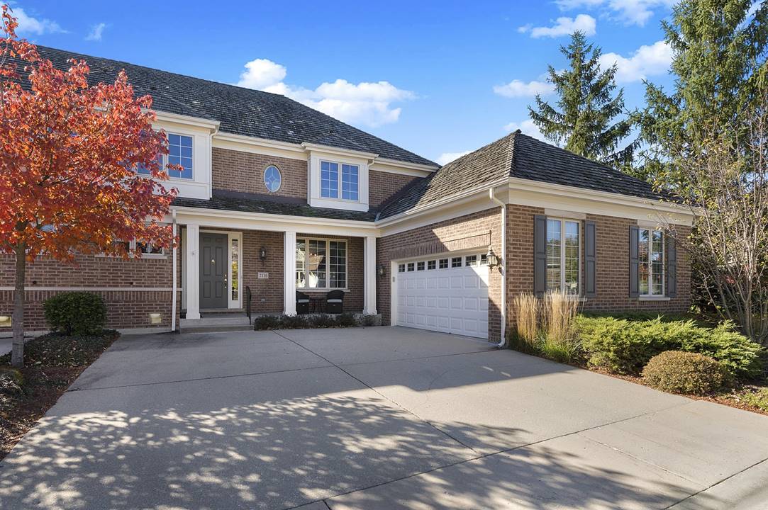 2116 Royal Ridge, Northbrook, IL 60062