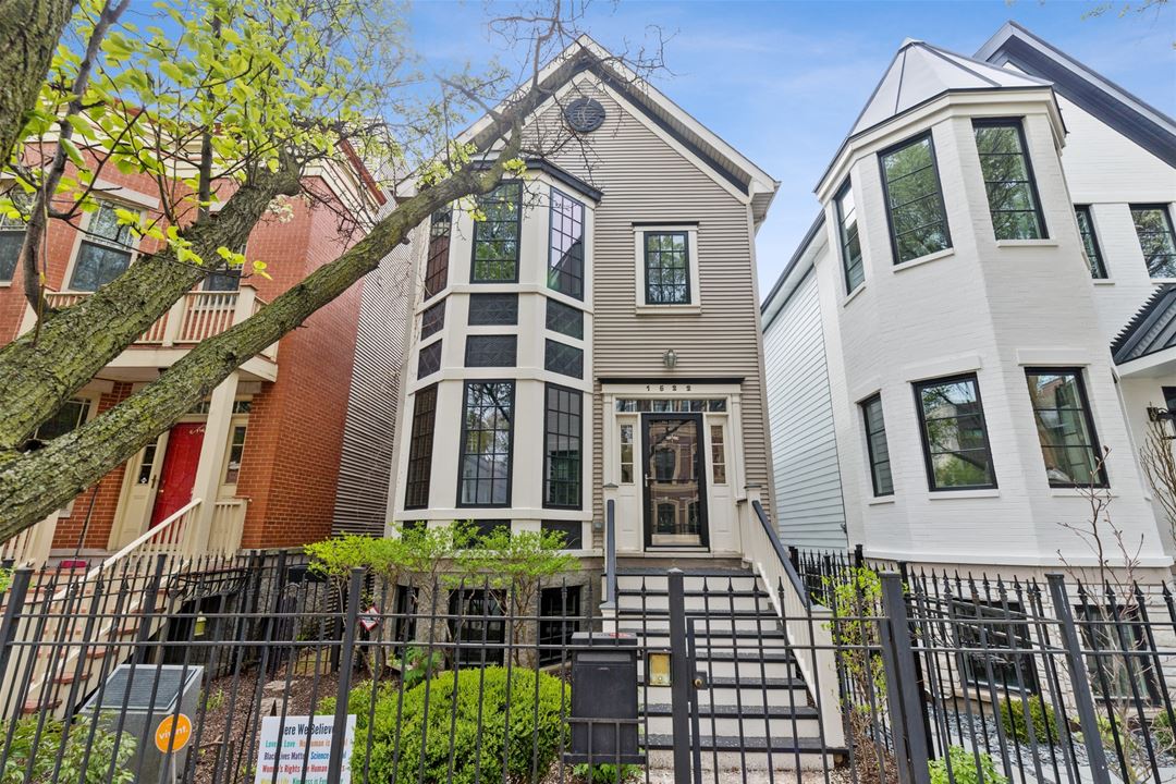 1522 N North Park, Chicago, IL 60610 Old Town
