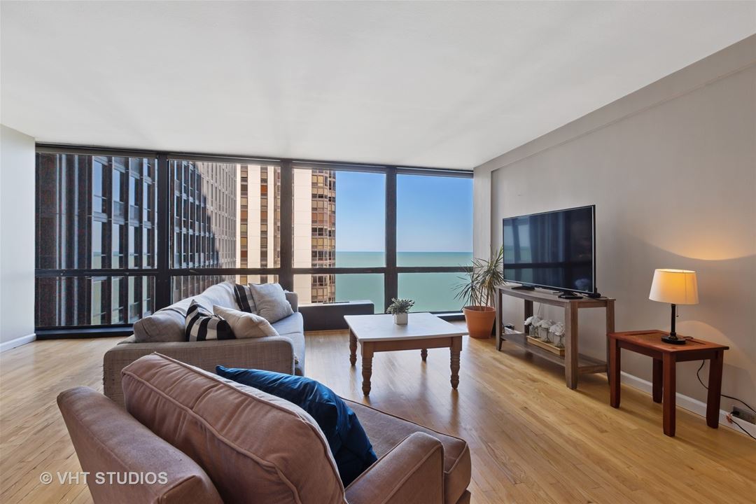 900 N Lake Shore, Unit 1607, Chicago, IL 60611 Streeterville