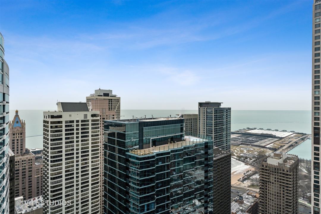 512 N Mcclurg, Unit 4703, Chicago, IL 60611 Streeterville