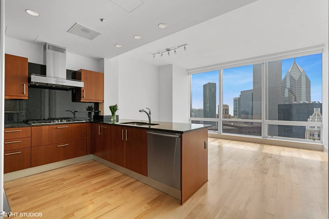 1 Bedroom rentals at 401 N Wabash in Chicago