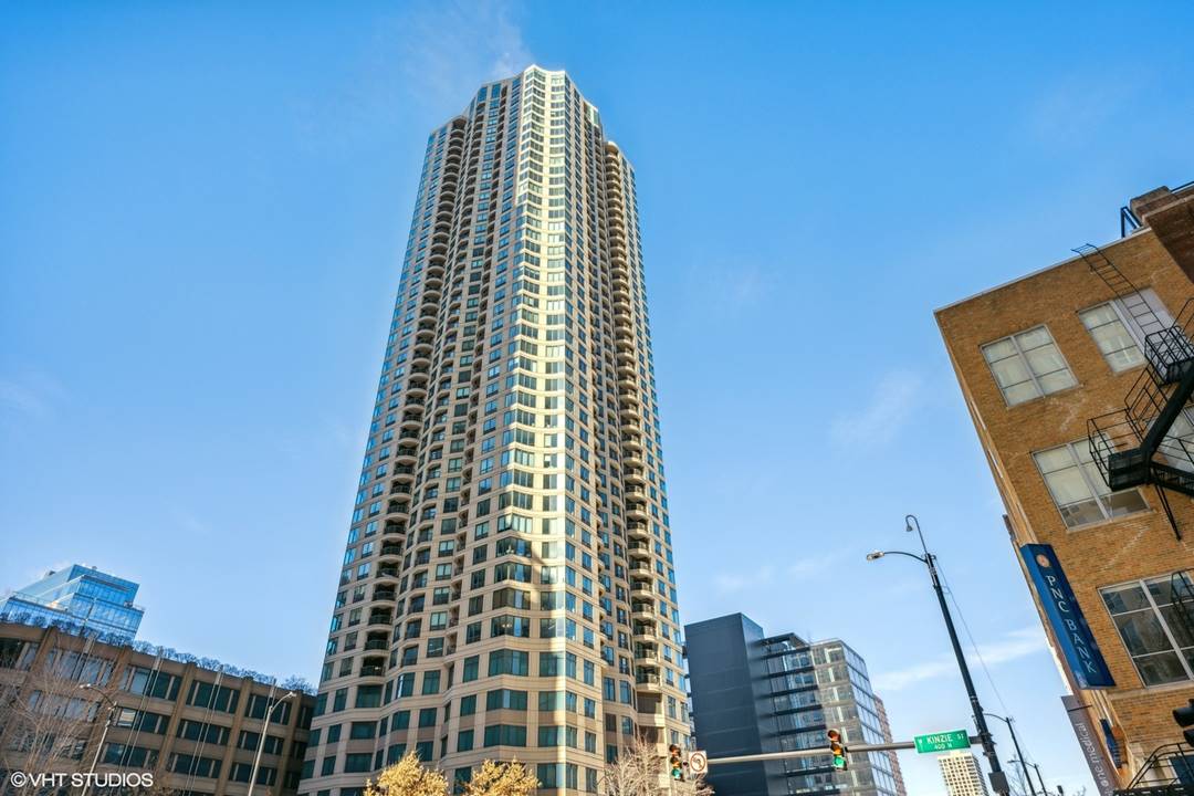 400 N Lasalle, Unit 3205, Chicago, IL 60654 River North
