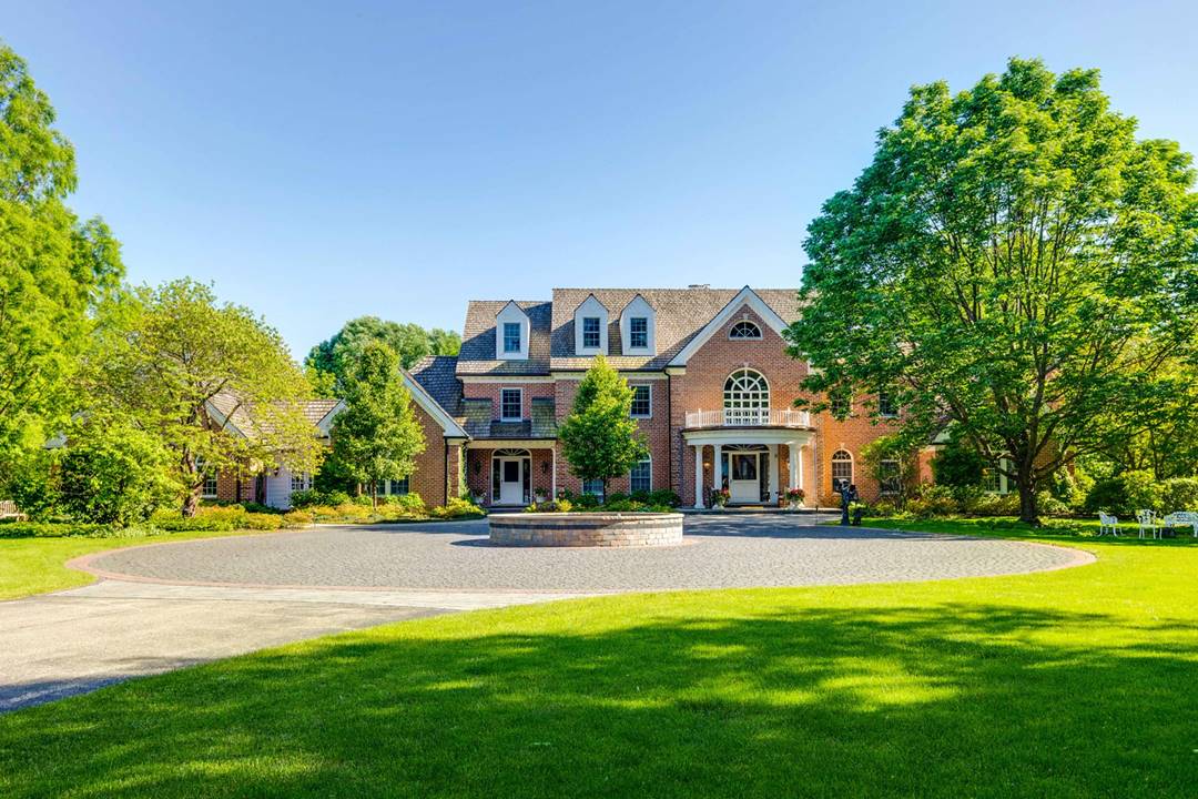 475 W Deerpath, Lake Forest, IL 60045