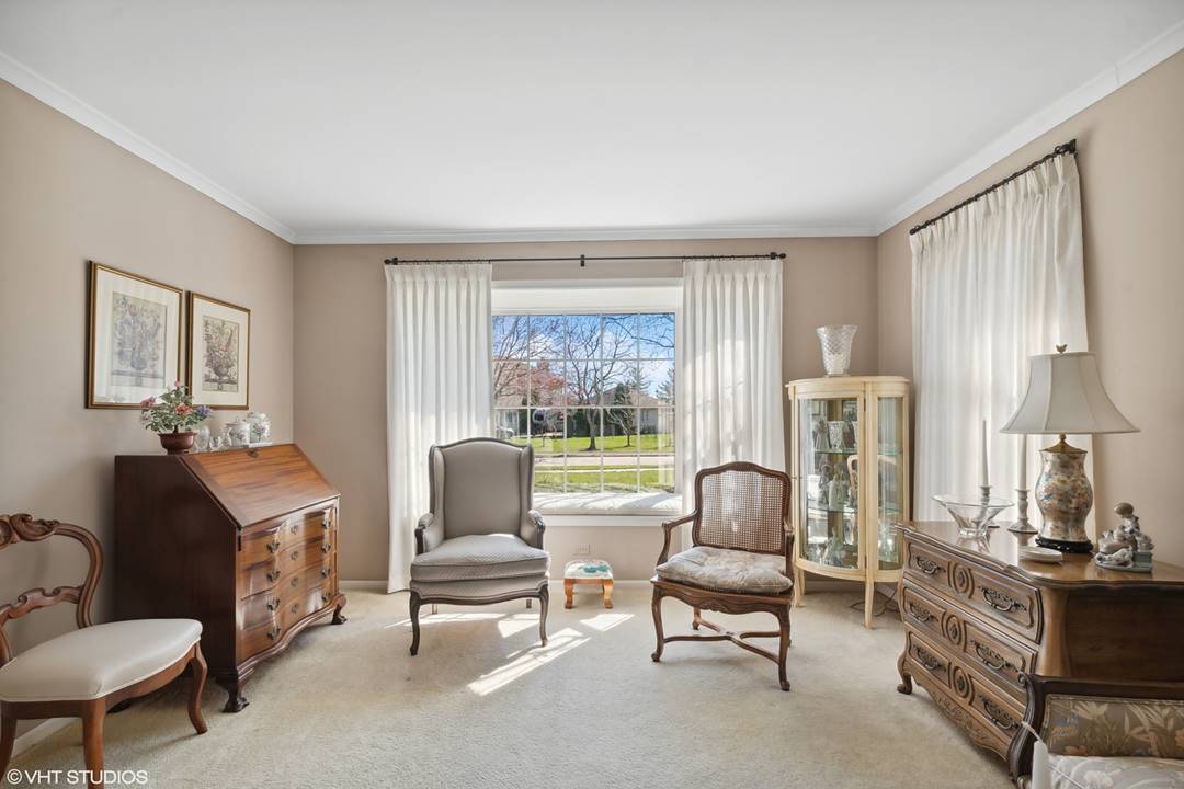 905 Coventry, Lake Forest, IL 60045