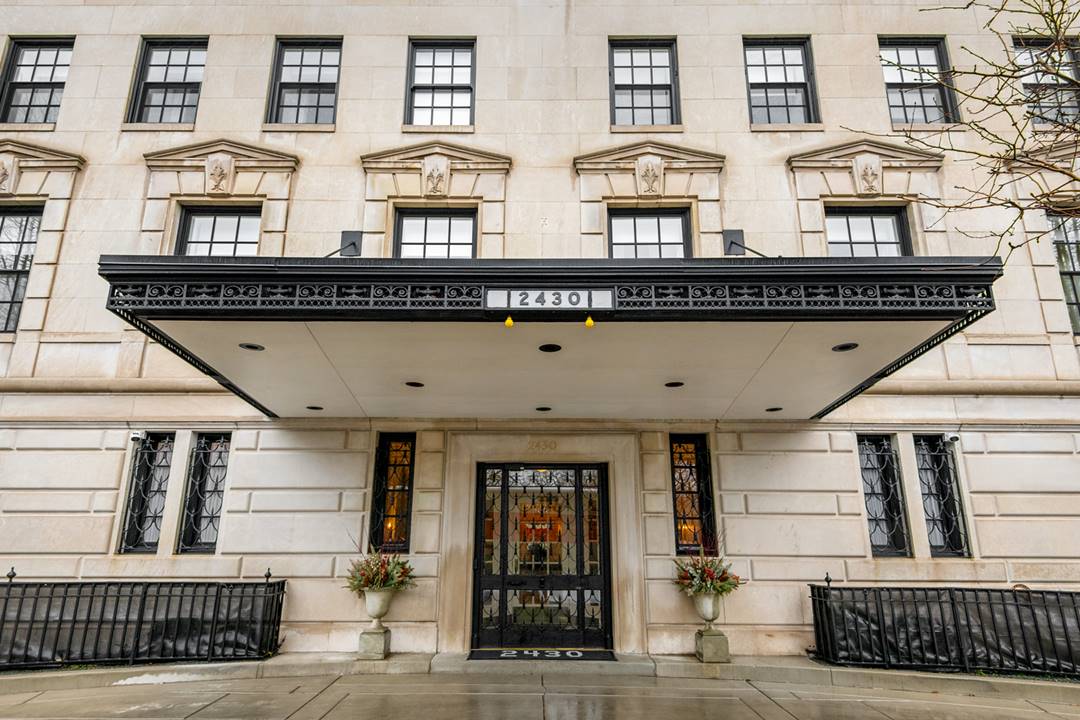 2430 N Lakeview, Unit 56S, Chicago, IL 60614 Lincoln Park