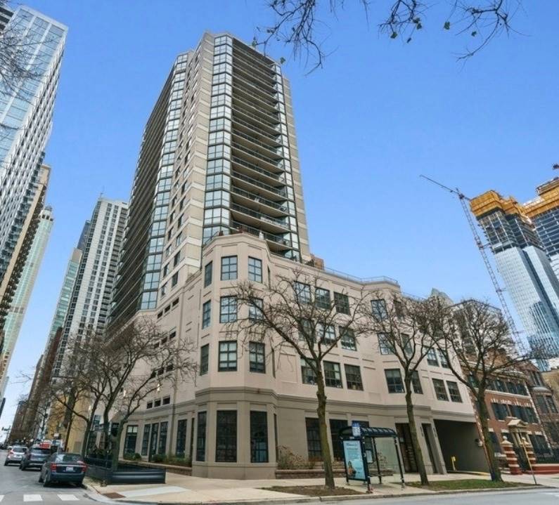 33 W Delaware, Apt 7E, Chicago, IL 60610 Near North