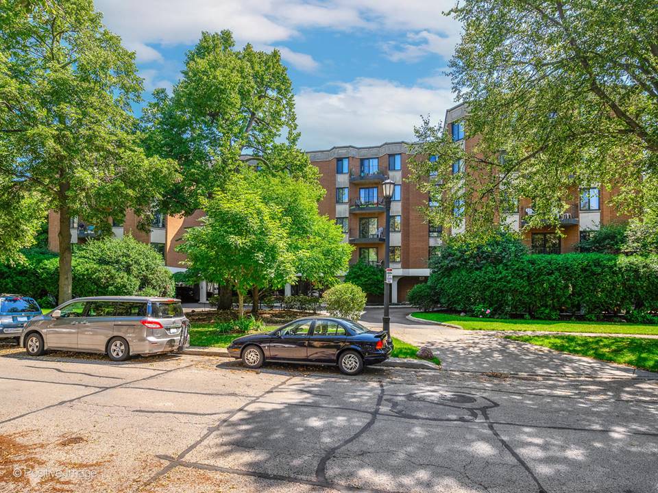 835 Judson, Unit 307, Evanston, IL 60202