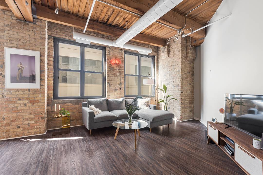 225 W Huron, Apt 402, Chicago, IL 60654 River North