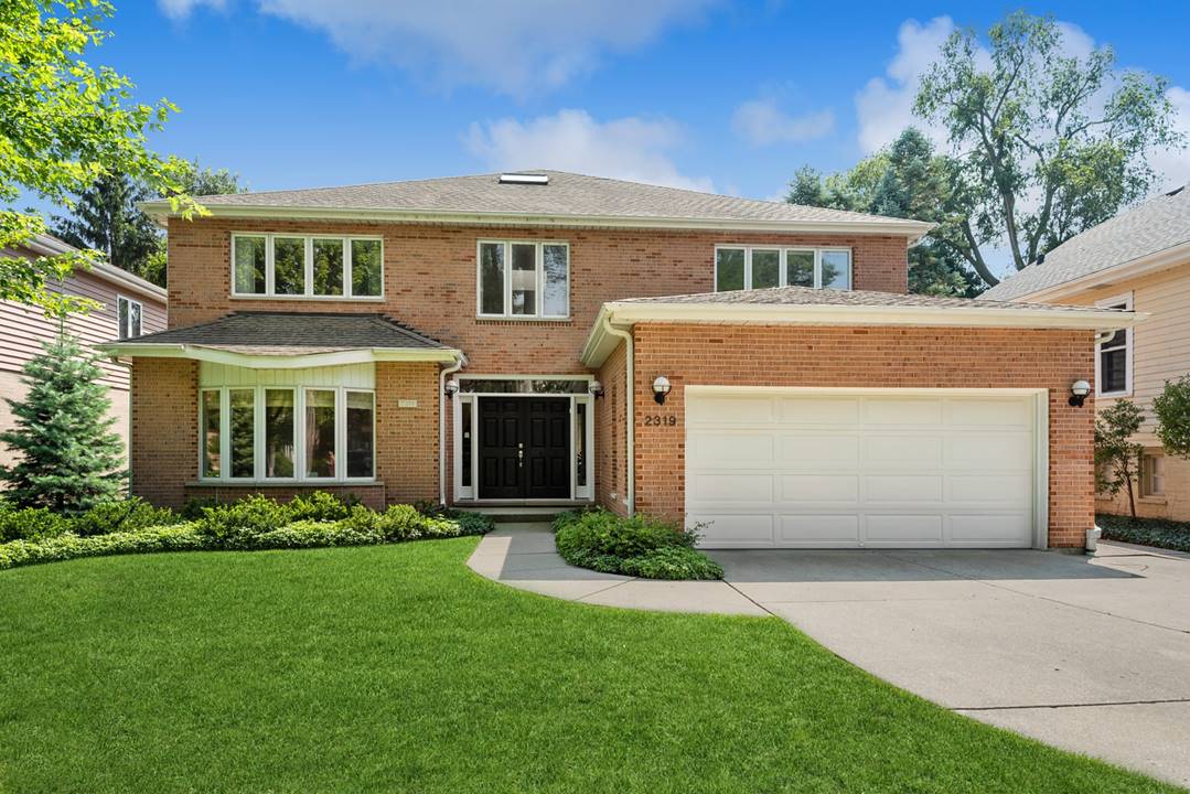 2319 Thornwood, Wilmette, IL 60091