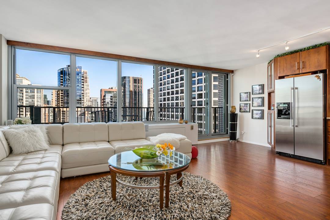 400 E Randolph, Unit 3908, Chicago, IL 60601 New Eastside