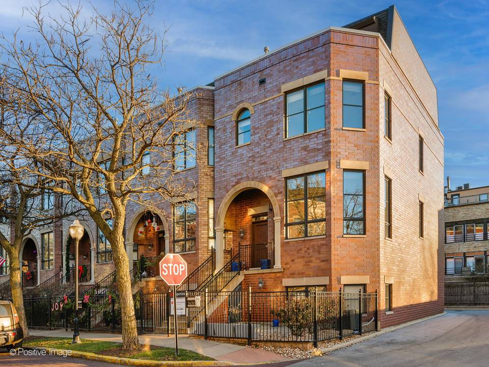 2630 N Hartland, Chicago, IL 60614 Lincoln Park