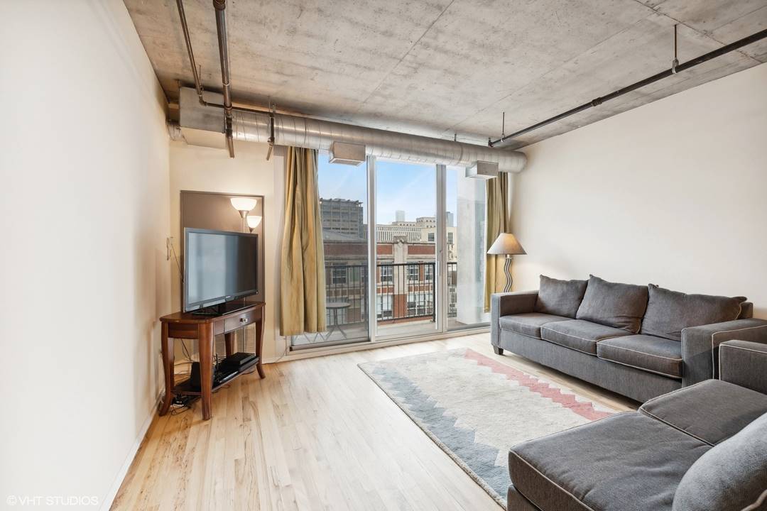 700 W Van Buren, Unit 1002, Chicago, IL 60607 The Loop