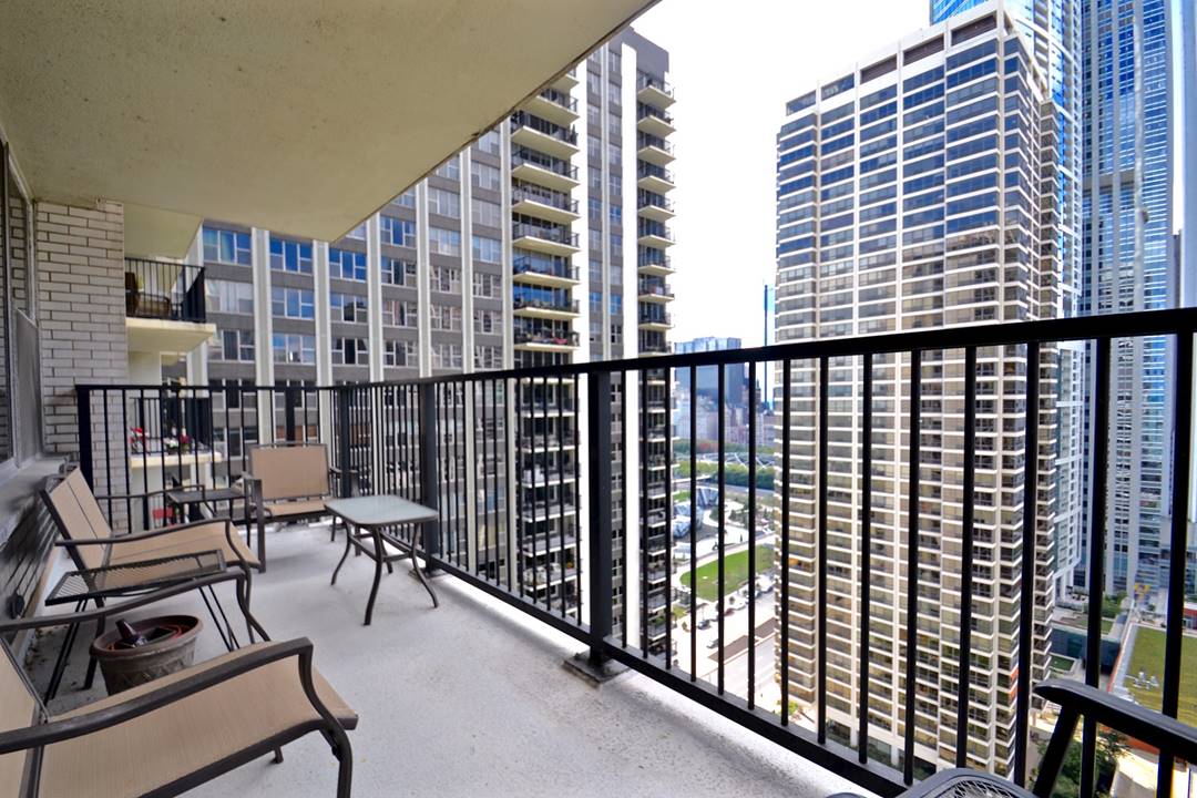 1 Bedroom rentals at 400 E Randolph in Chicago