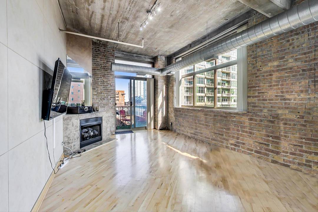 2 Bedroom rentals at 1528 S Wabash in Chicago