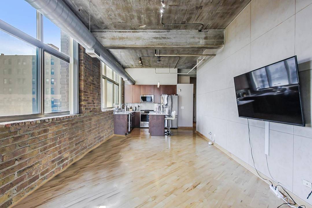 2 Bedroom rentals at 1528 S Wabash in Chicago