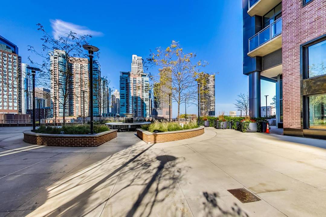 2 Bedroom homes at 450 E Waterside in Chicago