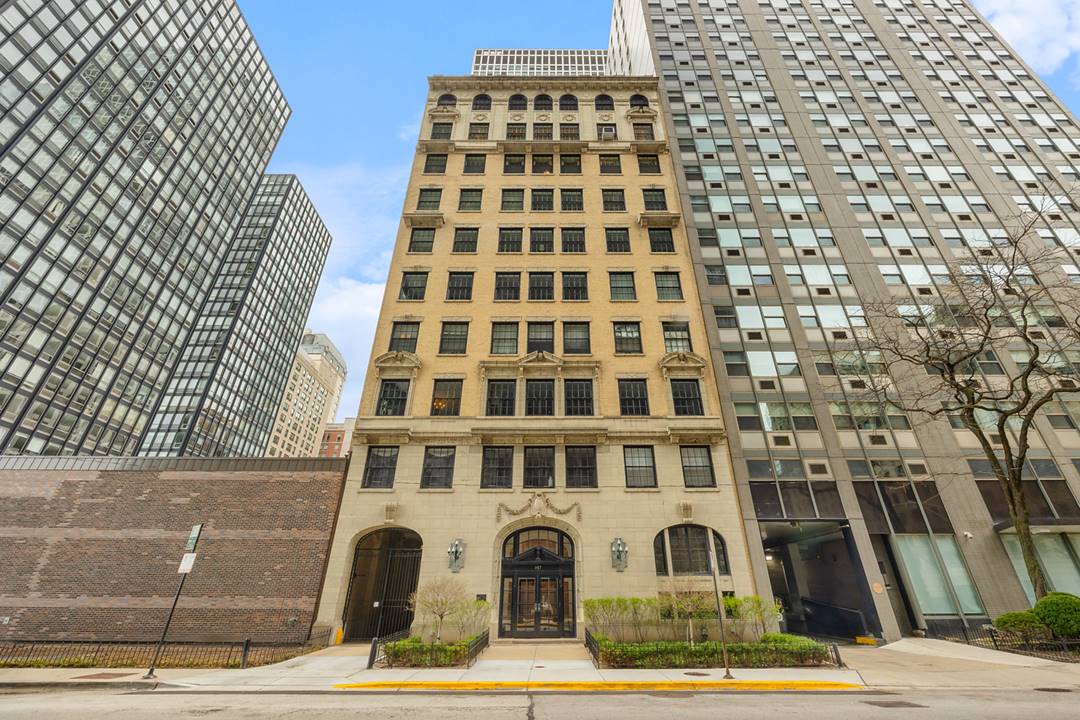 257 E Delaware, Unit 7C, Chicago, IL 60611 - Streeterville