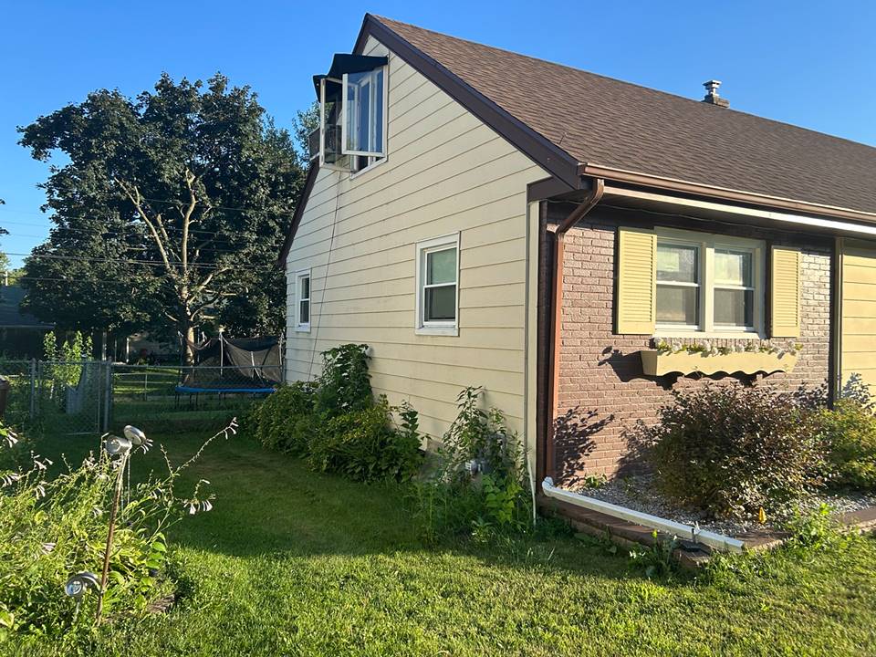 2725 Hooker, Rockford, IL 61108