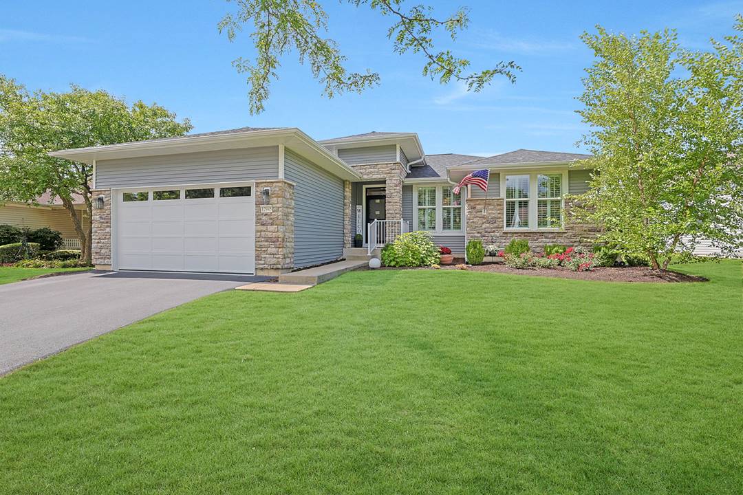 12945 Oak Grove, Huntley, IL 60142