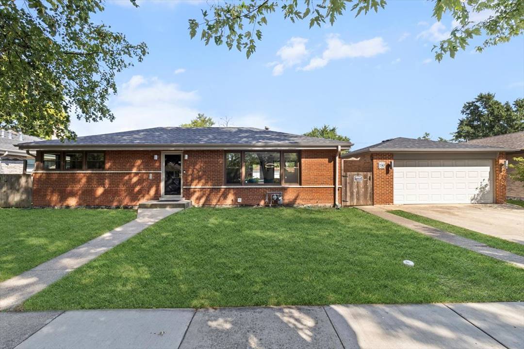 9349 Lowell, Skokie, IL 60076