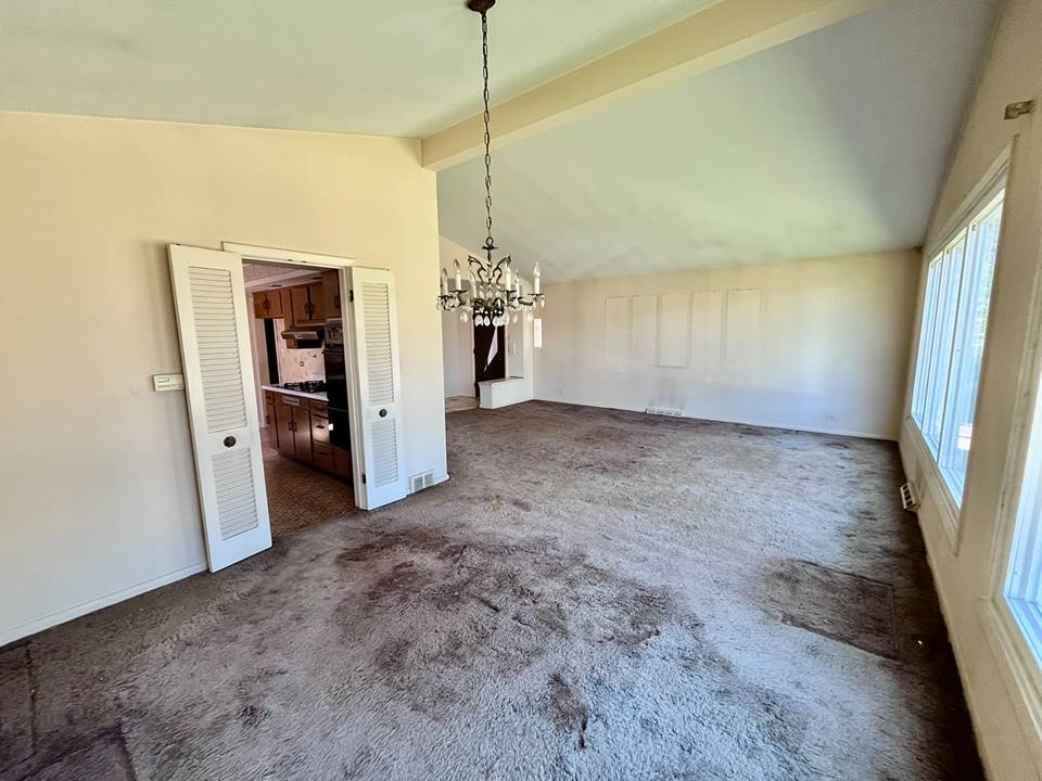 4939 Fargo, Skokie, IL 60077