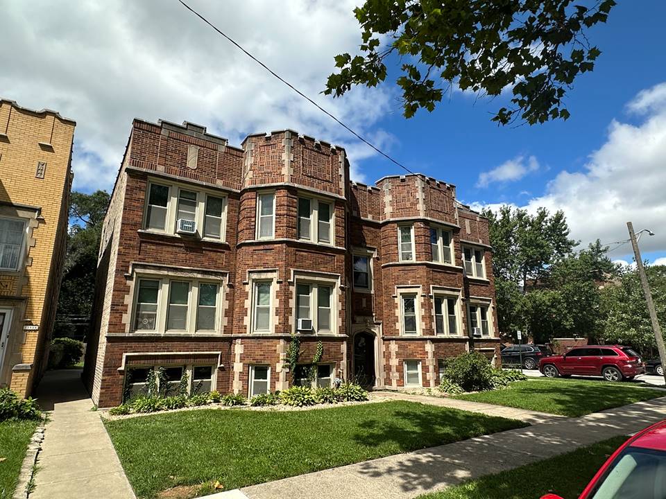 12602 Artesian, Blue Island, IL 60406