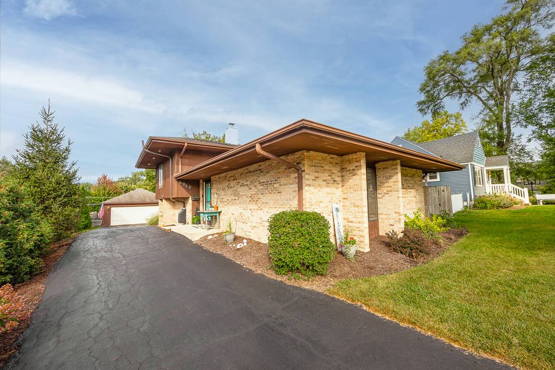 4940 Cornell, Downers Grove, IL 60515