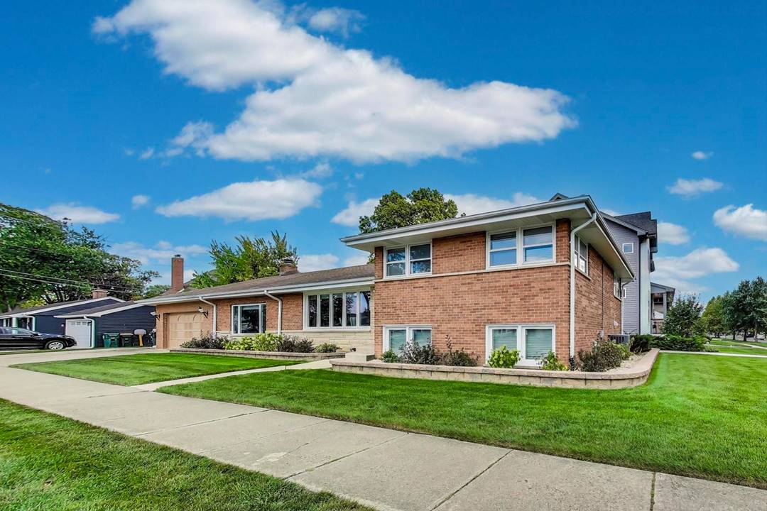 2121 W Sibley, Park Ridge, IL 60068