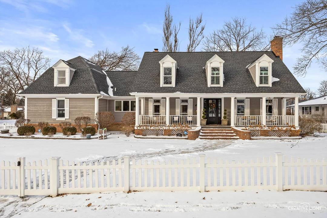 607 E Prairie, Wheaton, IL 60187
