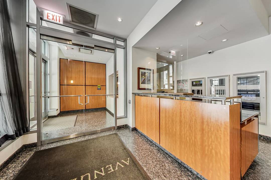 160 E Illinois, Unit 1005, Chicago, IL 60611 - Streeterville