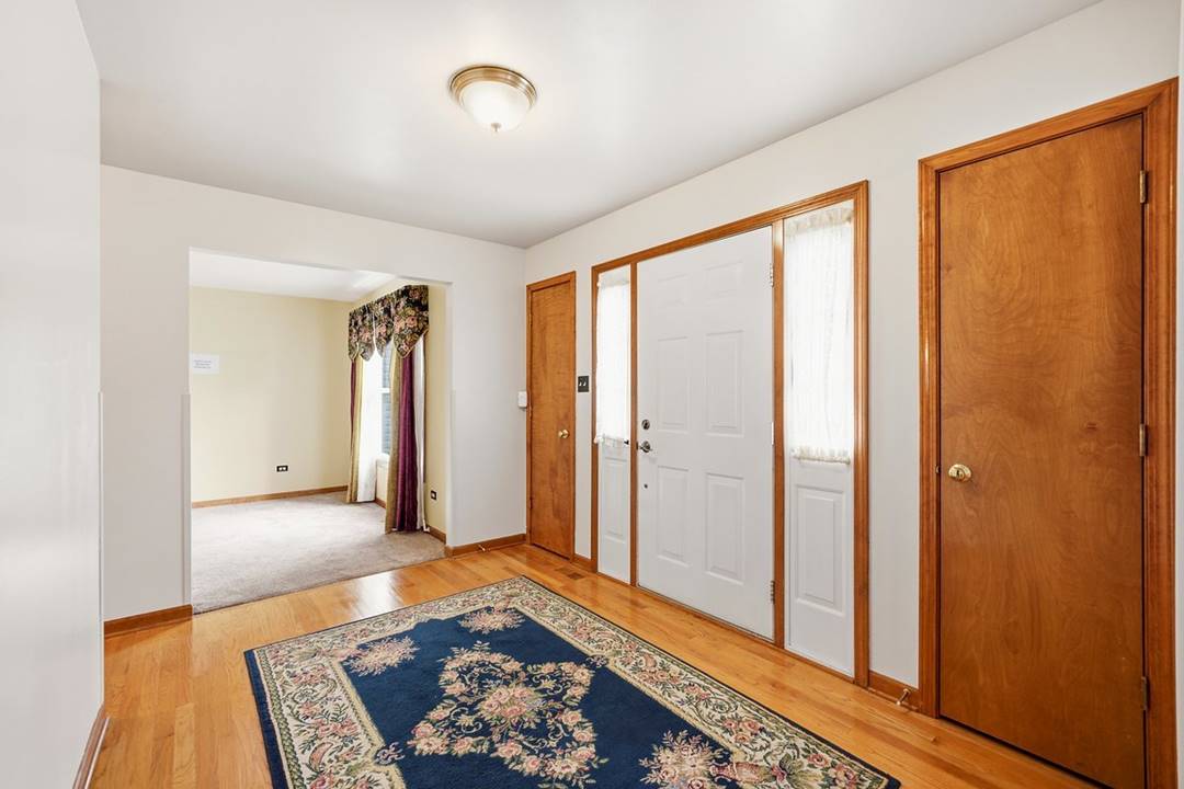 16020 S Howard, Plainfield, IL 60586