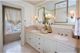 2708 N Lakeview, Chicago, IL 60614