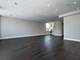 20 N Loomis Unit F, Chicago, IL 60607