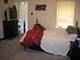 555 W Roscoe Unit 2, Chicago, IL 60657