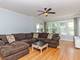 1516 W Byron Unit 2W, Chicago, IL 60613