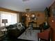 2012 Welwyn, Des Plaines, IL 60018