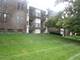 2222 Country Club Unit 14, Woodridge, IL 60517