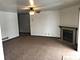 310 Woodridge Unit B, South Elgin, IL 60177