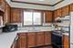 1711 Lakecliffe Unit B, Wheaton, IL 60189