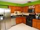 1616 Roslyn, Roselle, IL 60172