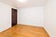 5431 W Melrose, Chicago, IL 60641