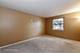 77 N Victoria Unit B, Streamwood, IL 60107