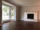 1407 W Elm, Arlington Heights, IL 60004