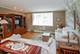 201 S Maple Unit 101, Oak Park, IL 60302